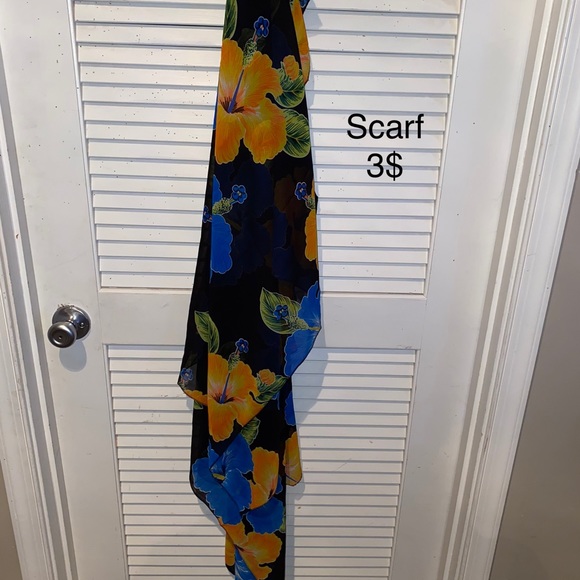 Scarves - Picture 2 of 5